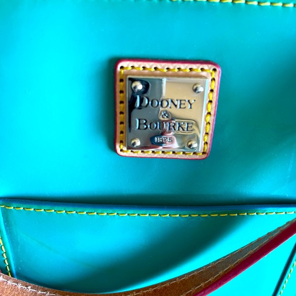 Dooney & Bourke - Picture 2 of 4